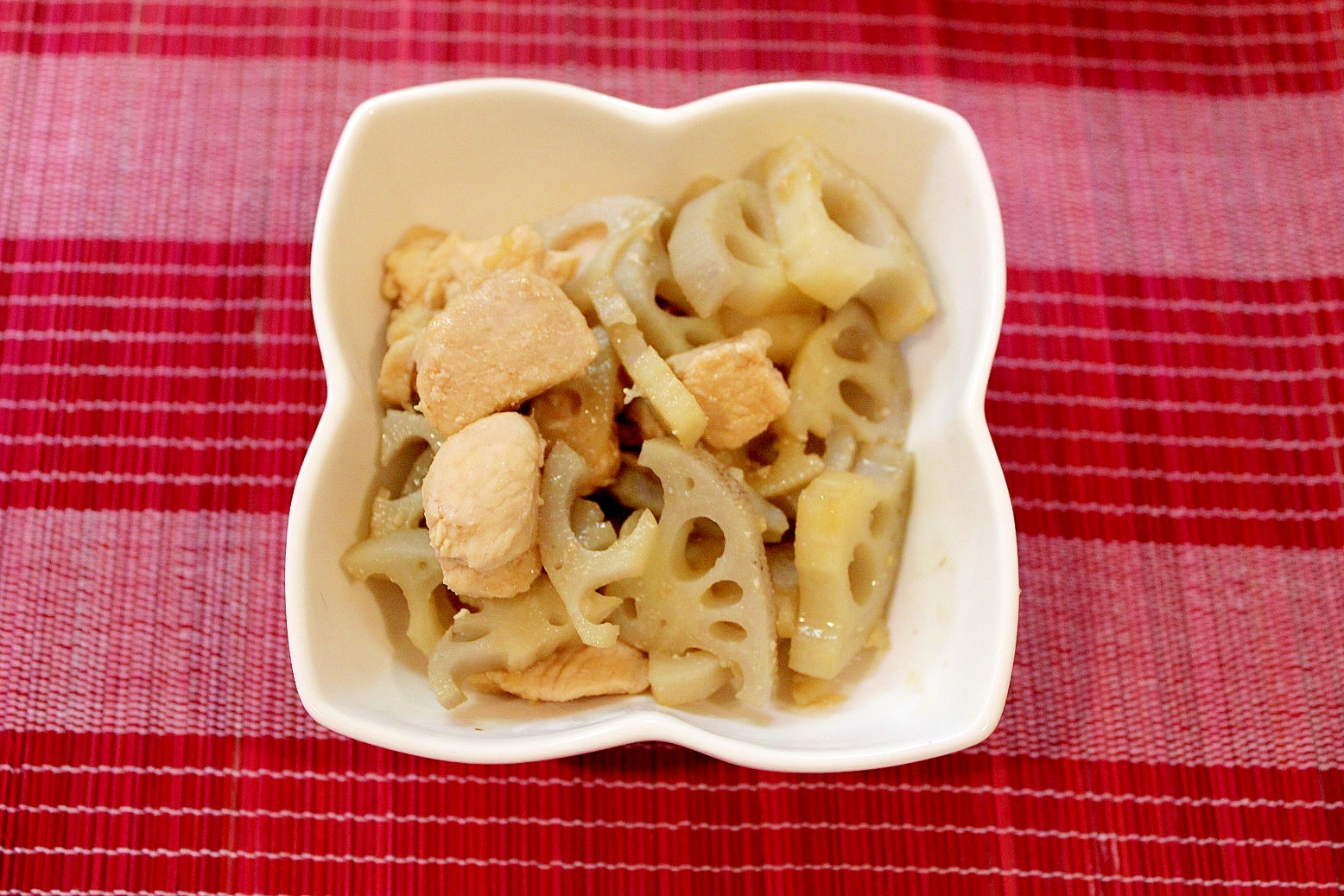 簡単★子供にも大人気 れんこん鶏肉煮